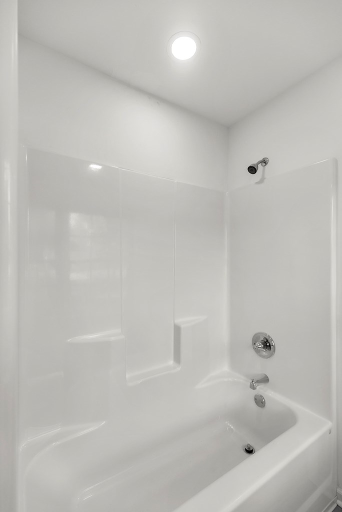 1700 Randall Road Dothan, AL 36303 - Photo 22 of 31 Master Bath