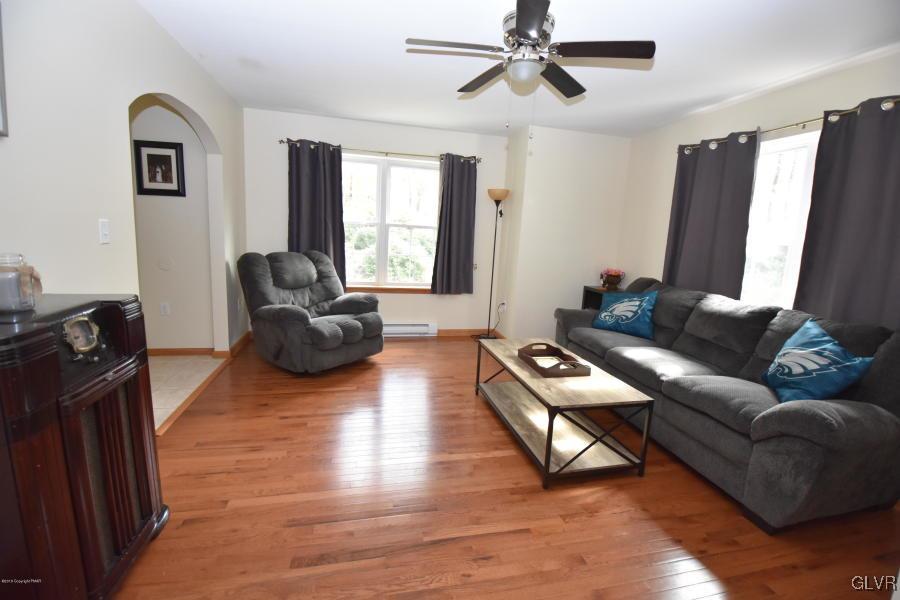 19 Choctaw Road Jim Thorpe, PA 18229 - Photo 5 of 43 Gallery Image 5