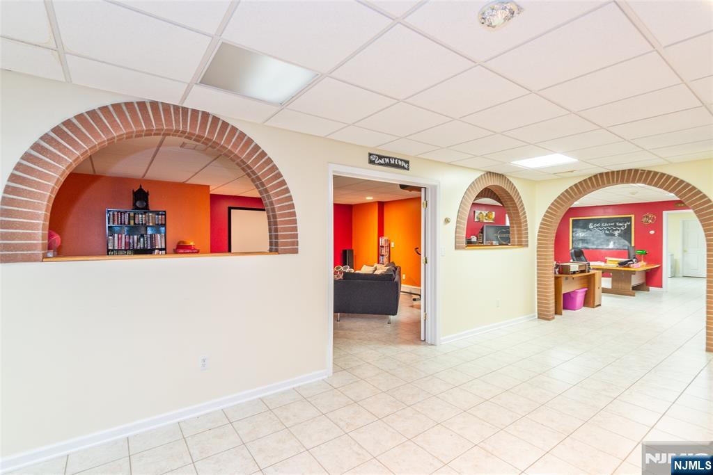 5 Raintree Court Butler, NJ 07405 - Photo 25 of 38