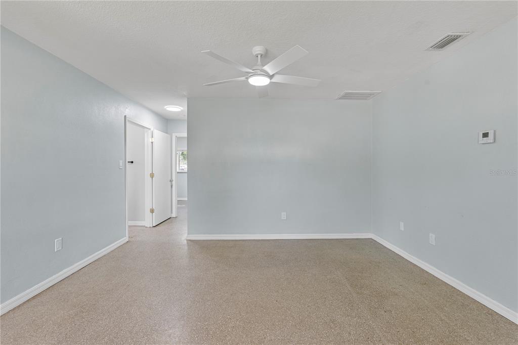 11987 Maple Street, Unit 1 Dunnellon, FL 34432 - Photo 10 of 25 a view of an empty room