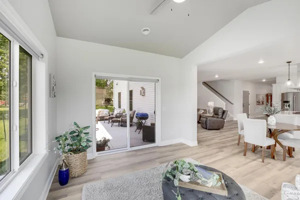 $669,900 | 9867 Kahler Avenue Northeast, Monticello, MN 55362