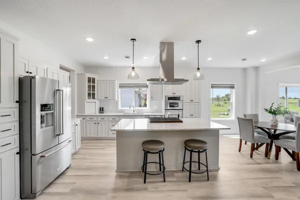 $669,900 | 9867 Kahler Avenue Northeast, Monticello, MN 55362