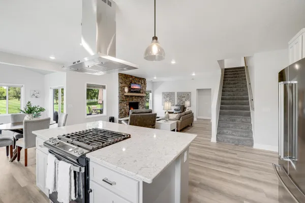 $669,900 | 9867 Kahler Avenue Northeast, Monticello, MN 55362