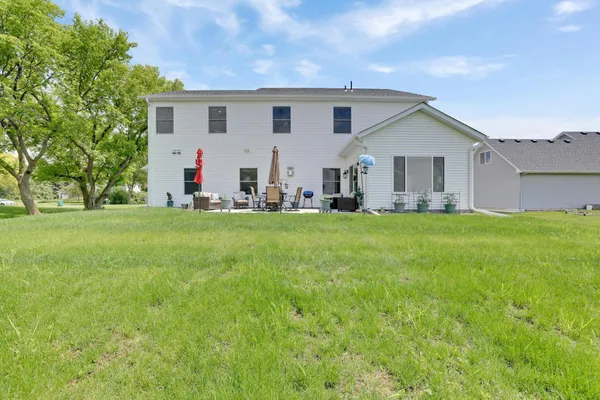 $669,900 | 9867 Kahler Avenue Northeast, Monticello, MN 55362