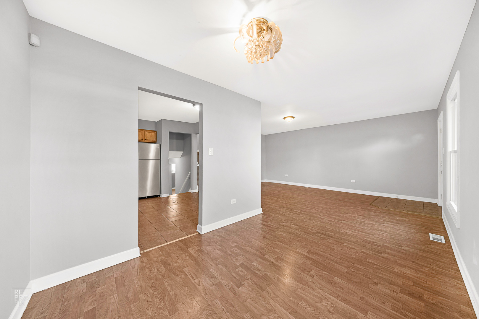 18201 Ravisloe Terrace Country Club Hills, IL 60478 - Photo 6 of 17