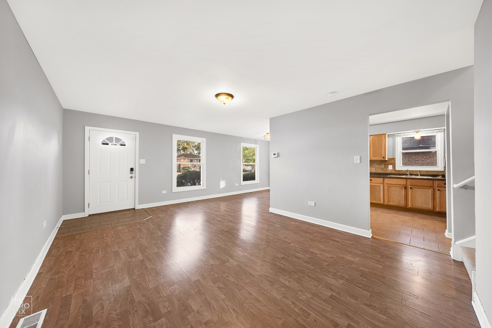 18201 Ravisloe Terrace Country Club Hills, IL 60478 - Photo 7 of 17