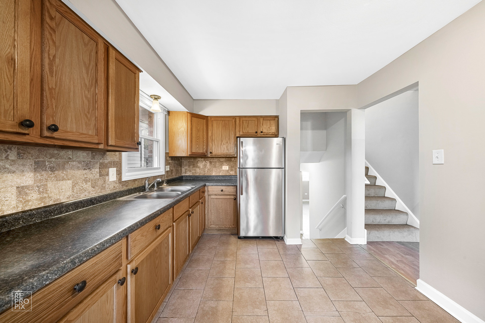 18201 Ravisloe Terrace Country Club Hills, IL 60478 - Photo 9 of 17