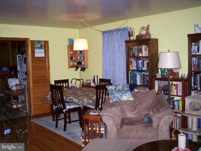 10967 Big Pool Road Big Pool, MD 21711 - Photo 4 of 21 Dining Area