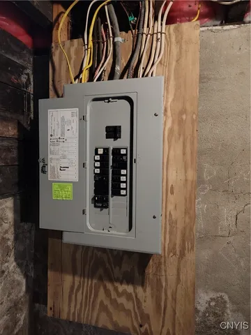 $129,900 | 1005 Ney Avenue, Whitestown, NY 13502