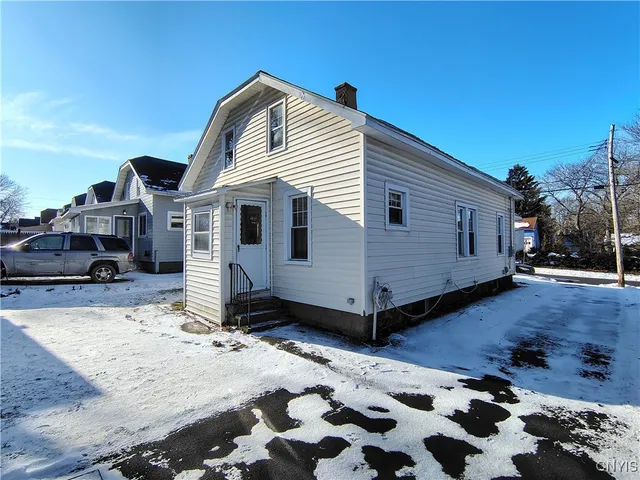 $129,900 | 1005 Ney Avenue, Whitestown, NY 13502