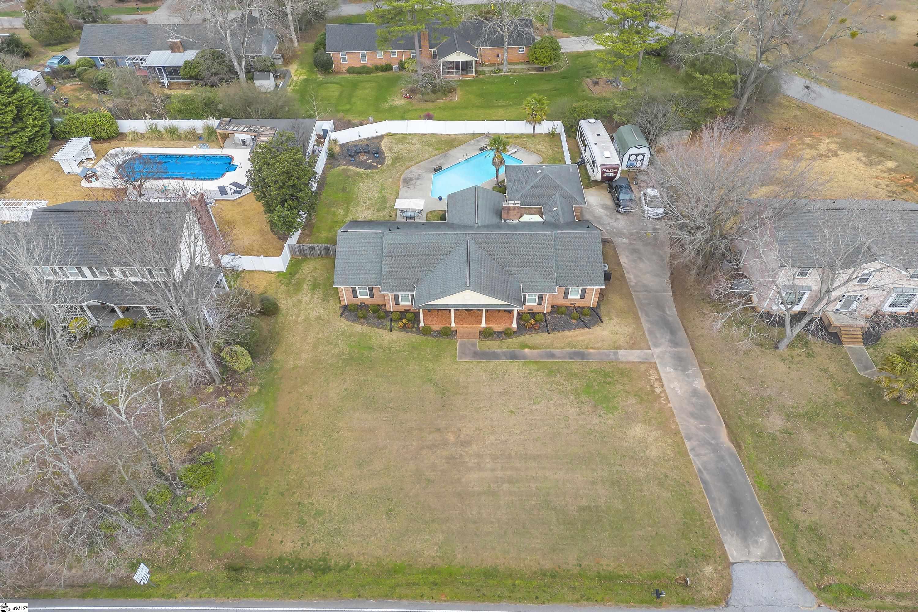 1917 Bethel Road Simpsonville, SC 29681 - Photo 3 of 34 In-Ground Pool