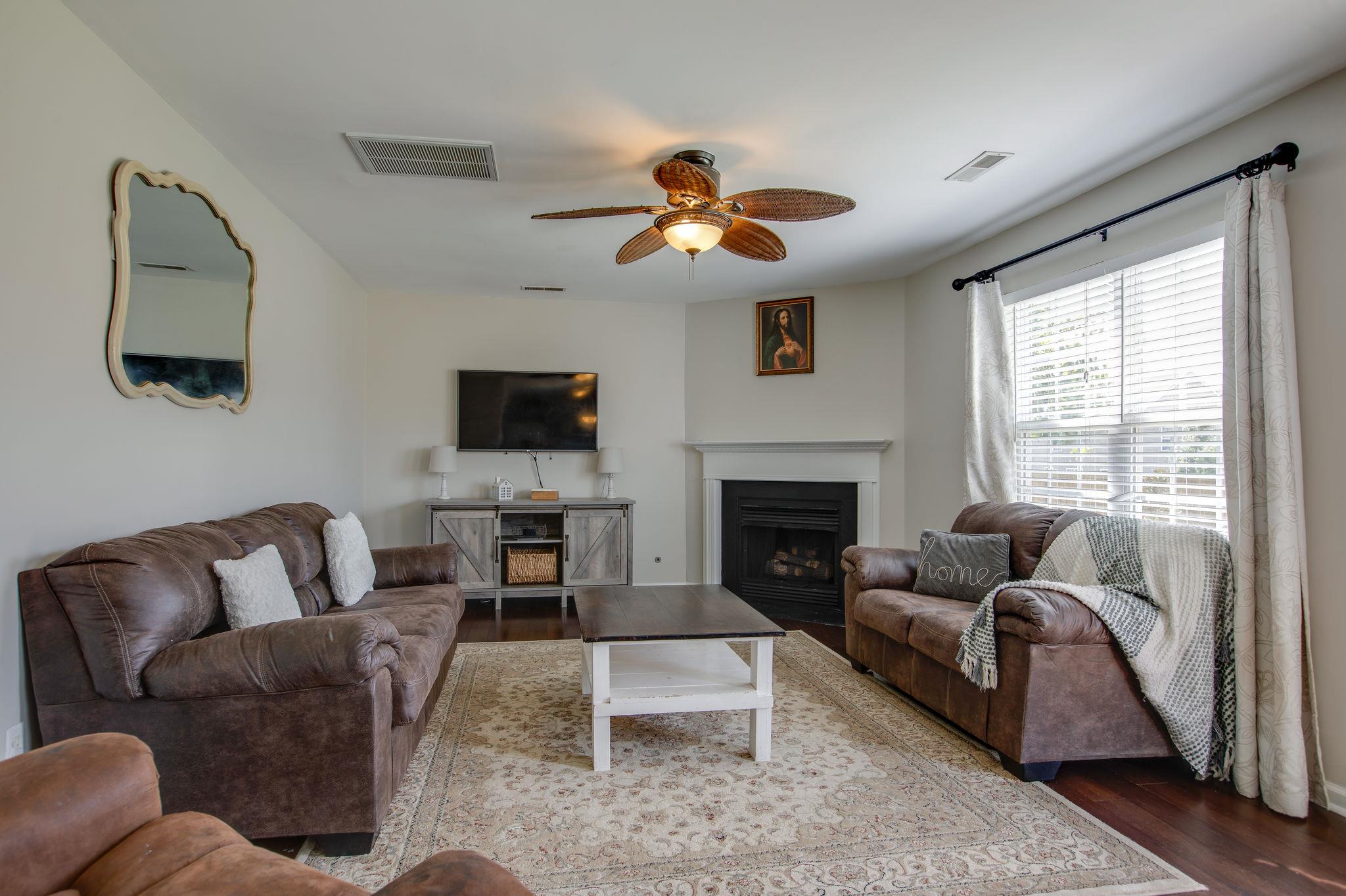1610 Harrison Way Spring Hill, TN 37174 - Photo 5 of 29 Gallery Image 5