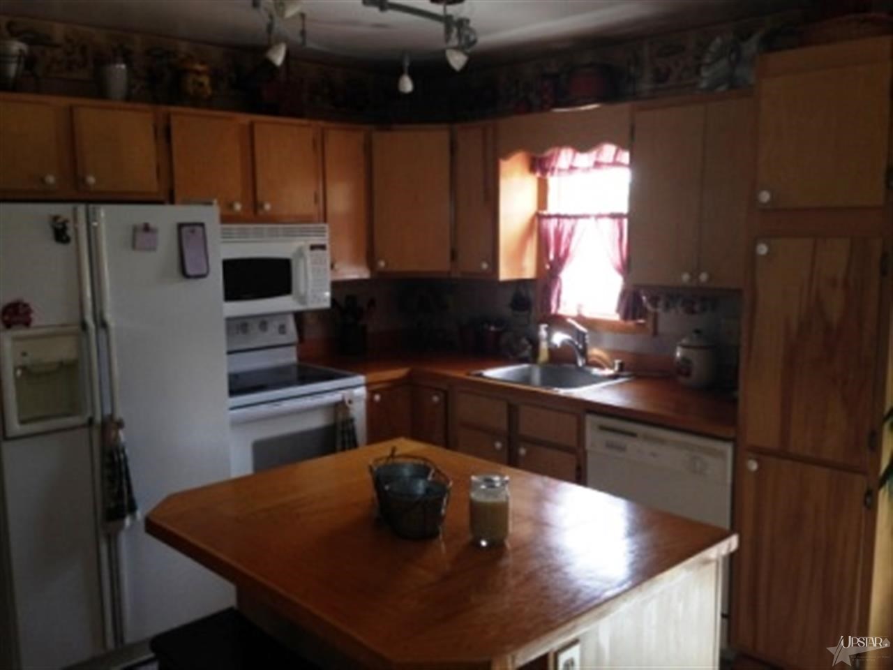 21708 Notestine Road Woodburn, IN 46797 - Photo 3 of 6