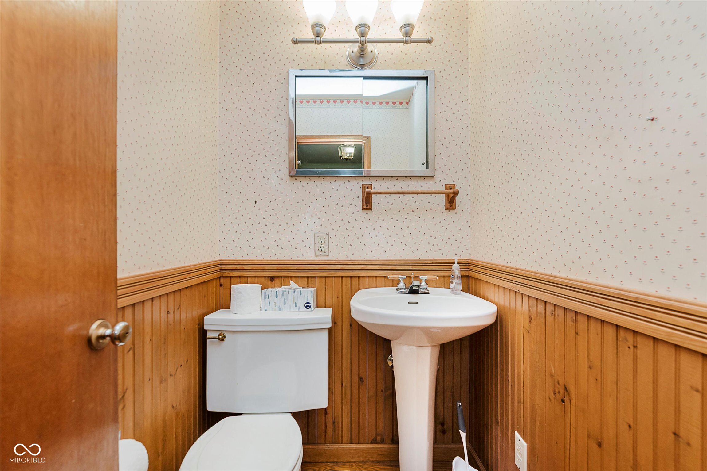 9221 North Delaware Street Indianapolis, IN 46240 - Photo 21 of 28