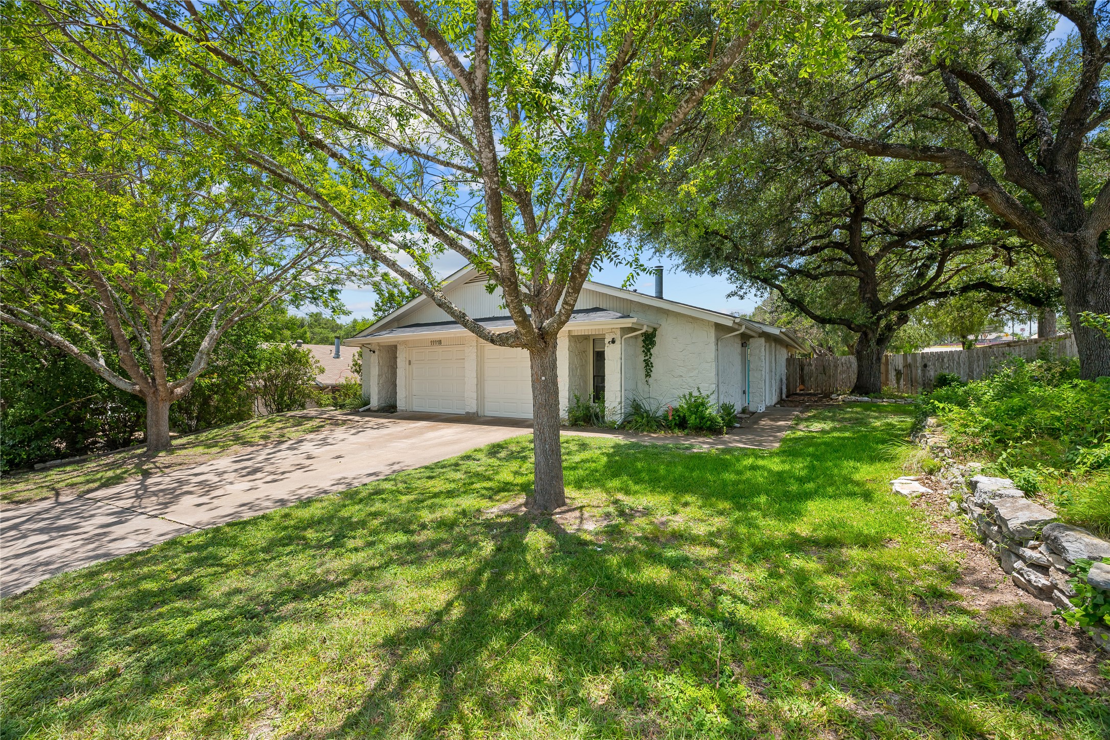 11118 Wandering Way Austin, TX 78754 - Photo 31 of 35
