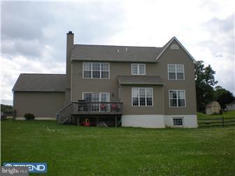 105 Sunset Road Oxford, PA 19363 - Photo 8 of 9 Bedroom - Main