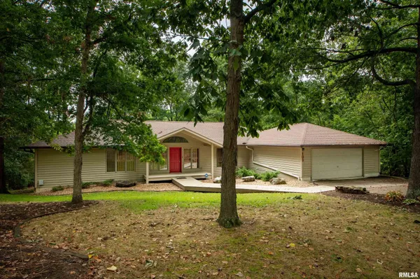 $465,000 | 103 Loblolly Lane, Carbondale, IL 62902