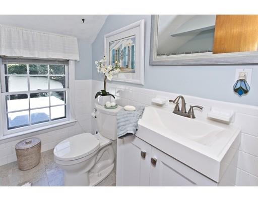 15 Saunders Road Lynnfield, MA 01940 - Photo 20 of 29 Gallery Image 20
