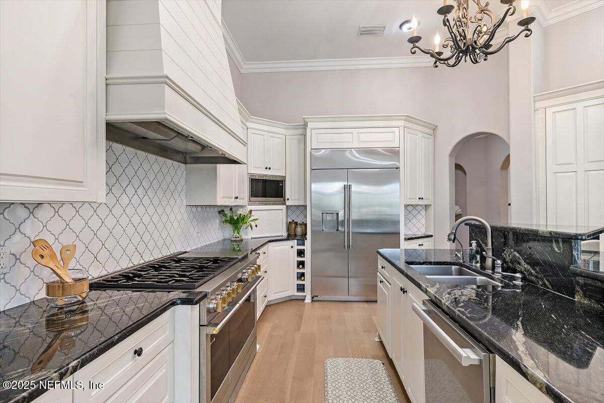 23 Corona Road Ponte Vedra Beach, FL 32082 - Photo 18 of 61 Lots of counter space