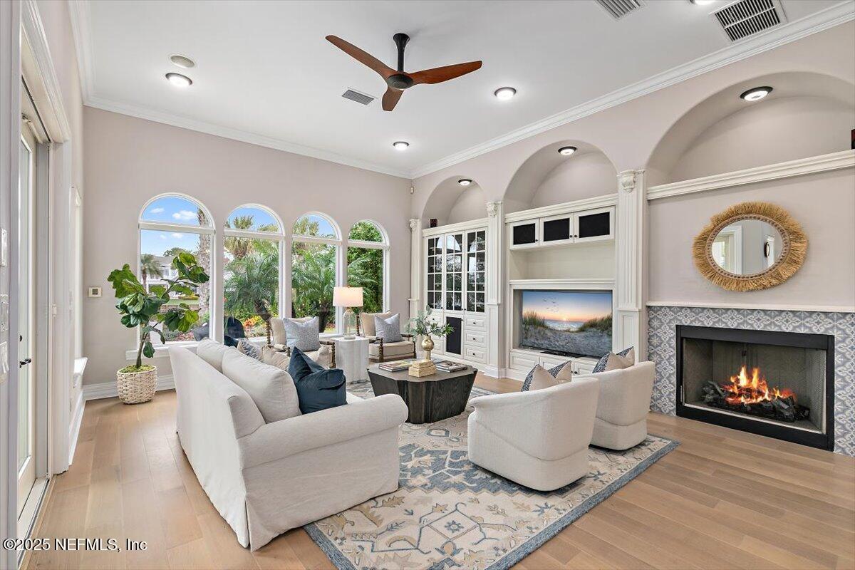 23 Corona Road Ponte Vedra Beach, FL 32082 - Photo 24 of 61 Family room