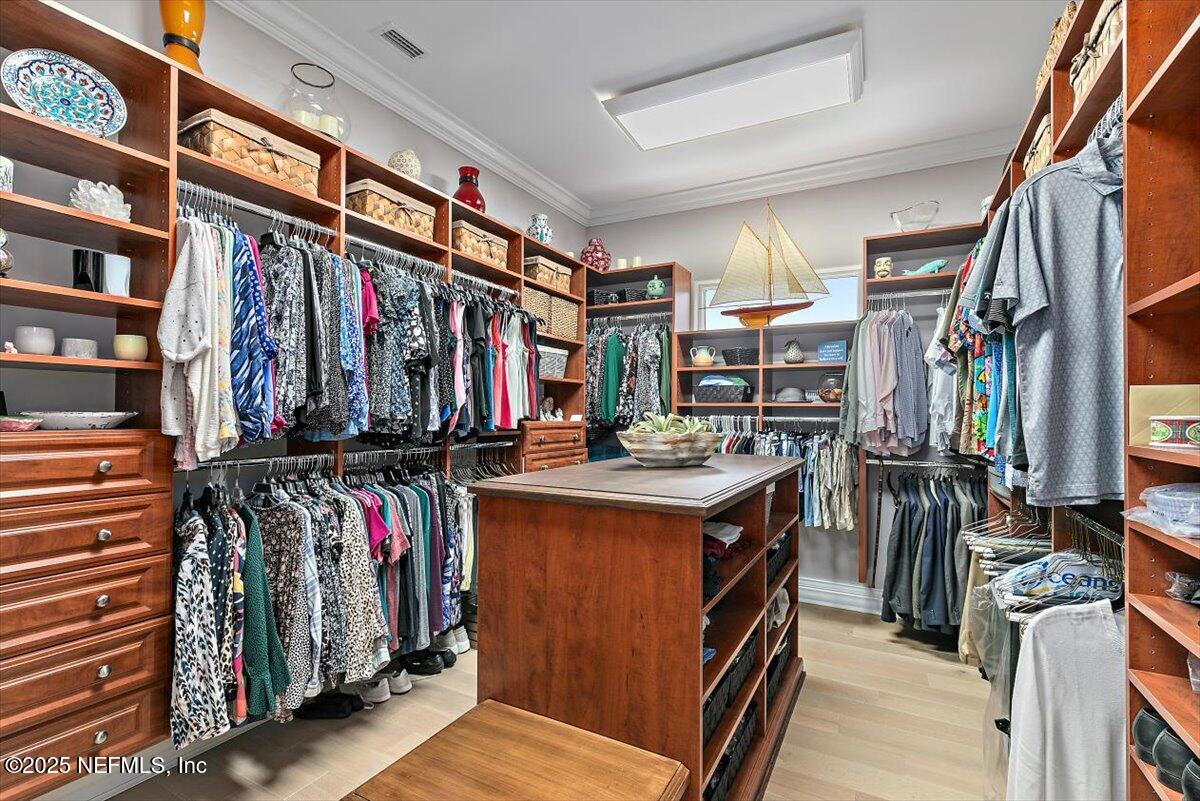 23 Corona Road Ponte Vedra Beach, FL 32082 - Photo 36 of 61 Dressing room