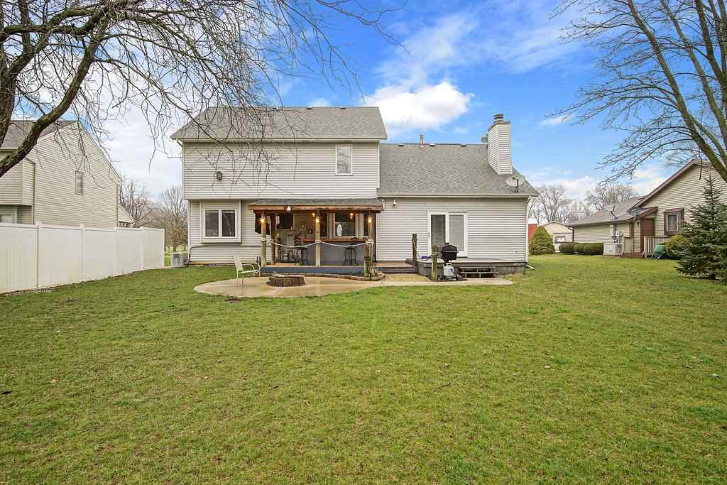 9910 Gerig Road Leo, IN 46765 - Photo 2 of 36 Gallery Image 2