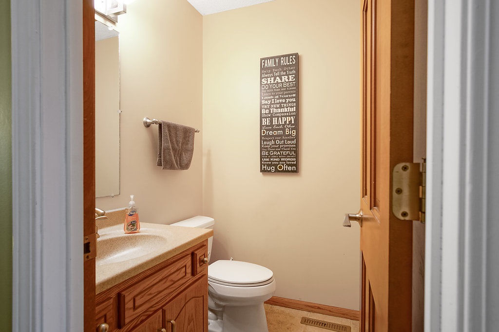9910 Gerig Road Leo, IN 46765 - Photo 22 of 36 Gallery Image 22