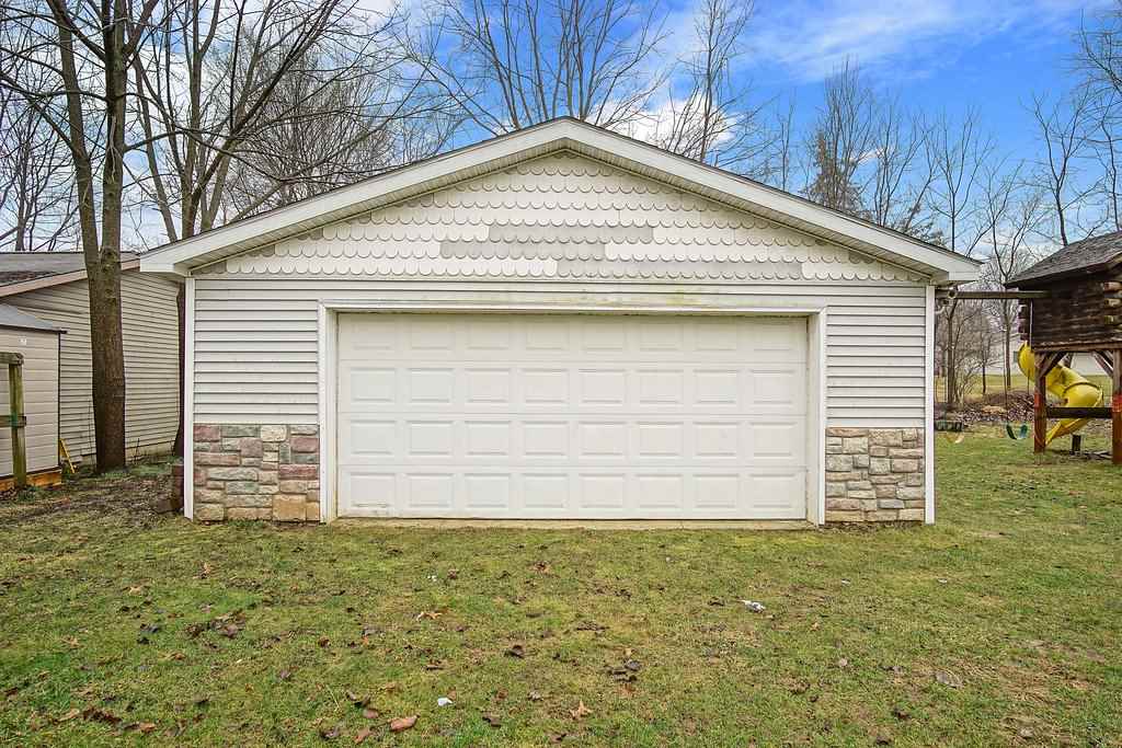 9910 Gerig Road Leo, IN 46765 - Photo 4 of 36 Gallery Image 4
