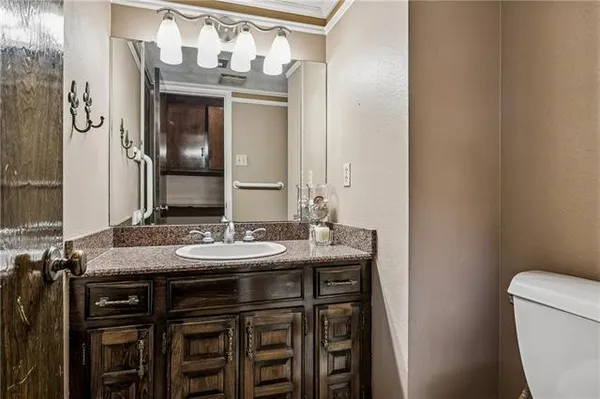 $430,000 | 1401 Avenue E, Marrero, LA 70072