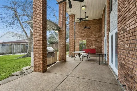 $430,000 | 1401 Avenue E, Marrero, LA 70072