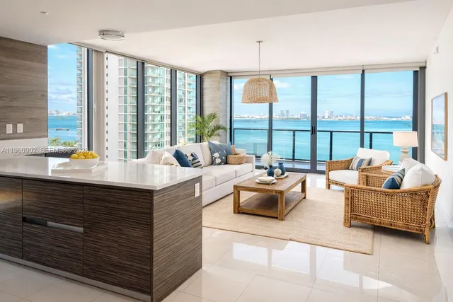 $5,850 | 460 Northeast 28th Street, Unit 2401, Miami, FL 33137