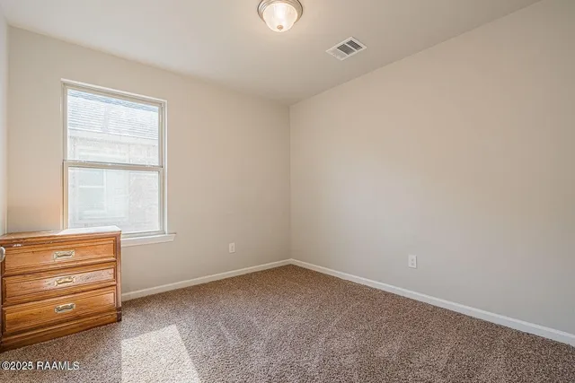 $2,100 | 521 Saddle Crest Drive, Lafayette, LA 70507