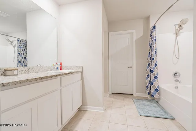 $2,100 | 521 Saddle Crest Drive, Lafayette, LA 70507