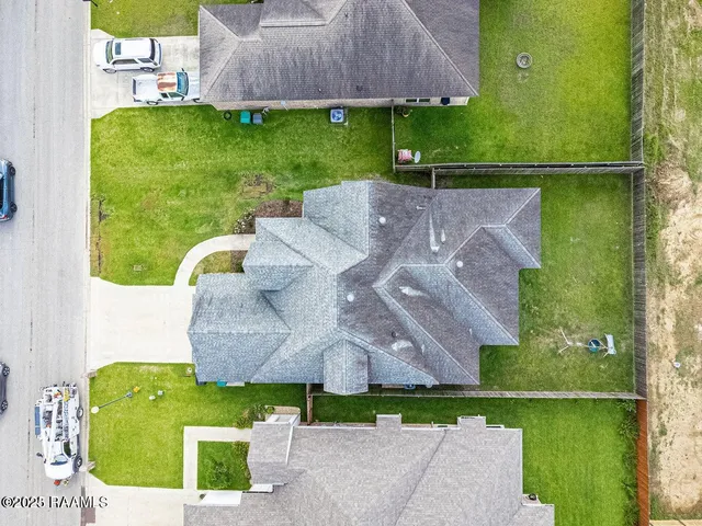 $2,100 | 521 Saddle Crest Drive, Lafayette, LA 70507