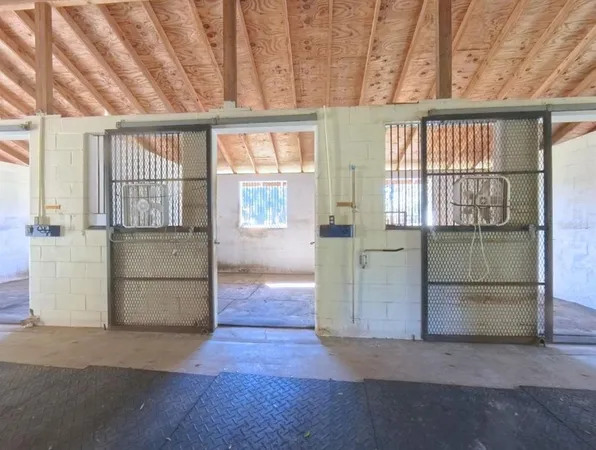 $900,000 | 4540 West Highway 318, Citra, FL 32113