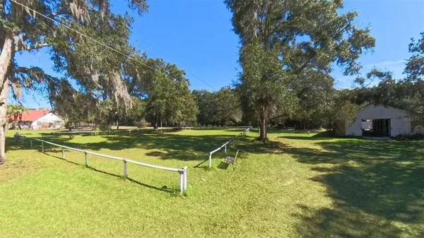 $900,000 | 4540 West Highway 318, Citra, FL 32113