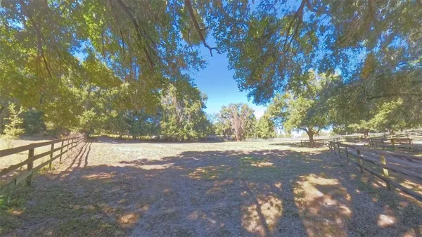 $900,000 | 4540 West Highway 318, Citra, FL 32113