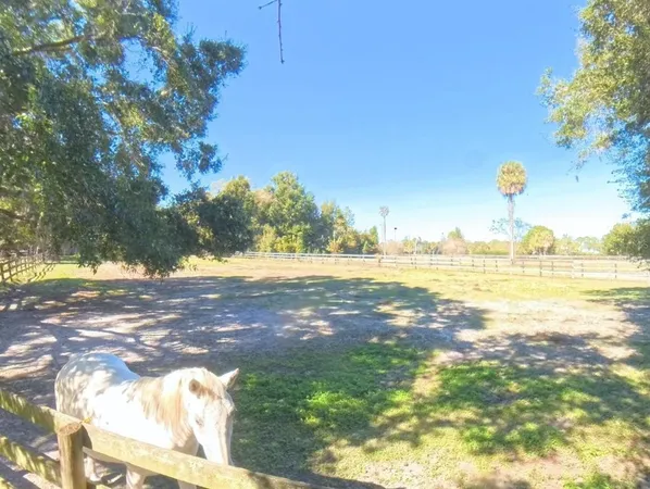 $900,000 | 4540 West Highway 318, Citra, FL 32113