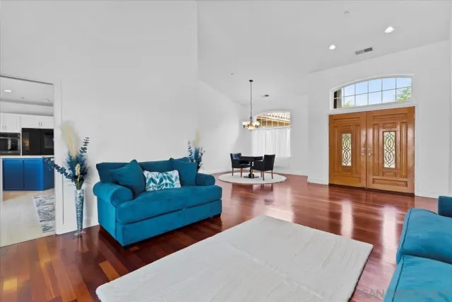 $1,099,900 | 31252 North Star Way, Valley Center, CA 92082