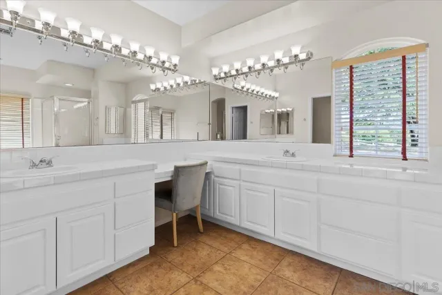 $1,099,900 | 31252 North Star Way, Valley Center, CA 92082