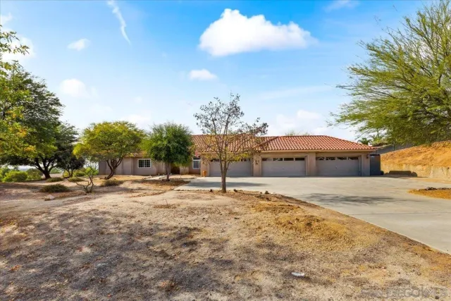 $1,099,900 | 31252 North Star Way, Valley Center, CA 92082