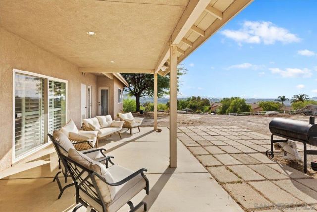 $1,099,900 | 31252 North Star Way, Valley Center, CA 92082