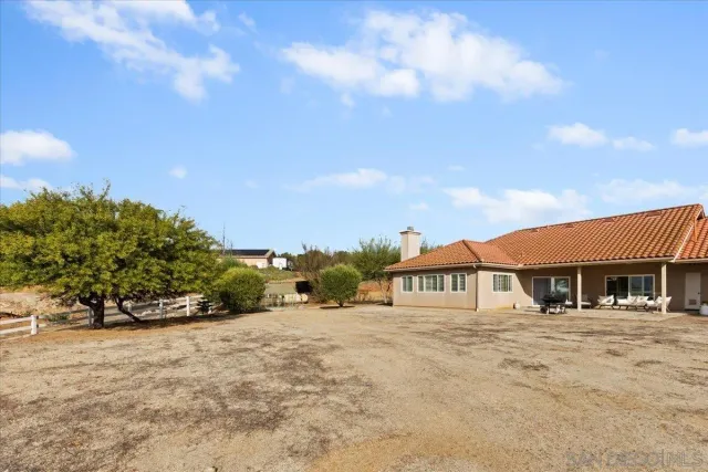 $1,099,900 | 31252 North Star Way, Valley Center, CA 92082