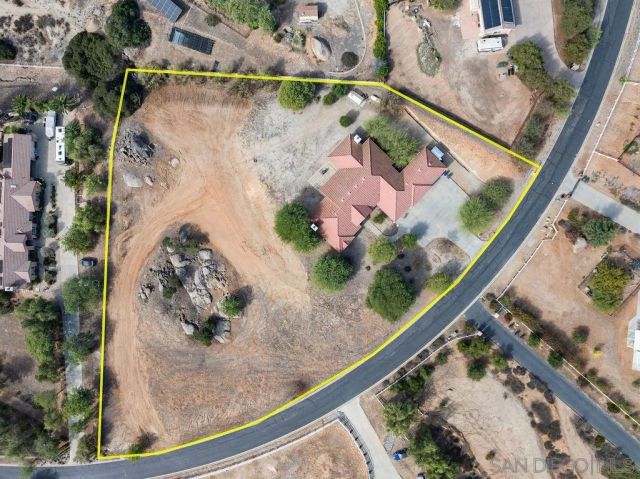 $1,099,900 | 31252 North Star Way, Valley Center, CA 92082