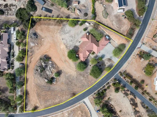 $1,099,900 | 31252 North Star Way, Valley Center, CA 92082