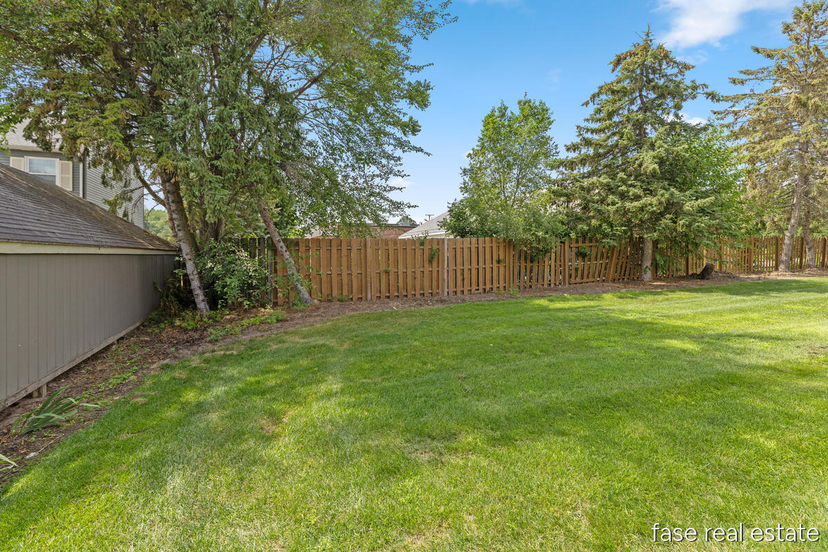 4605 Tabor Road Northwest Comstock Park, MI 49321 - Photo 17 of 23 4605-Tabor_017