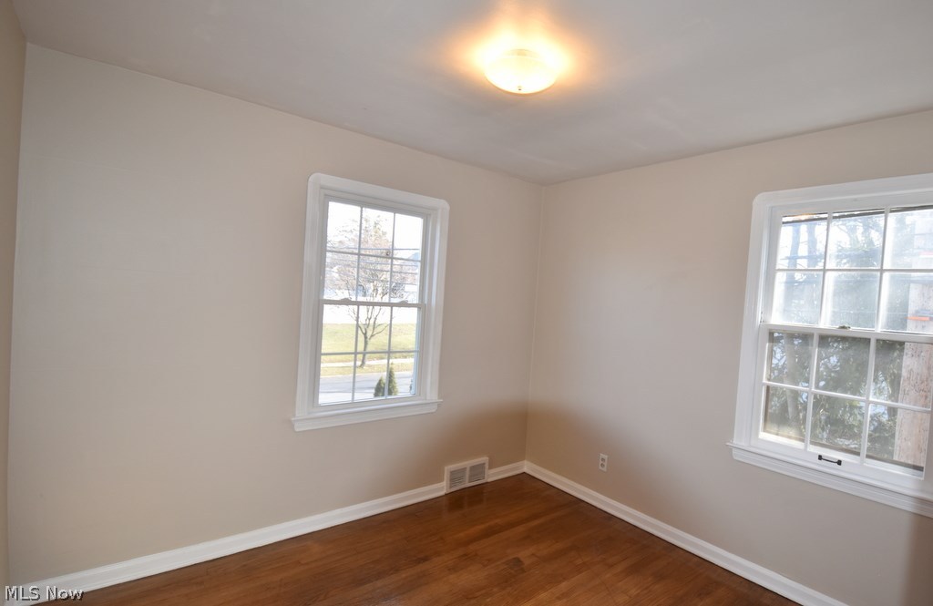3726 Avalon Road Cleveland, OH 44120 - Photo 16 of 25 Gallery Image 16