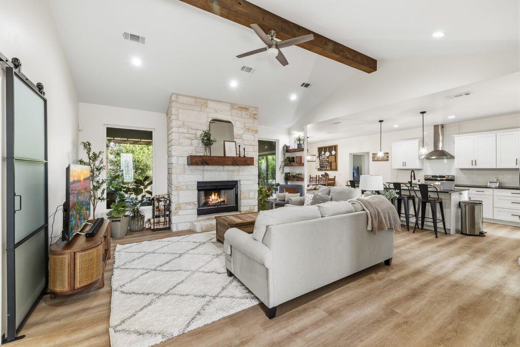 341 Park Road Bandera, TX 78003 - Photo 6 of 39 Gallery Image 6