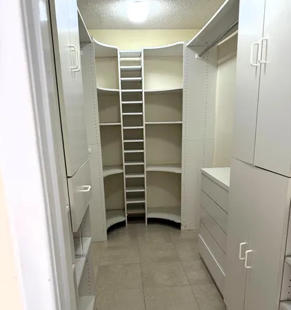 $2,200 | 2000 Presidential Way, Unit 306, West Palm Beach, FL 33401