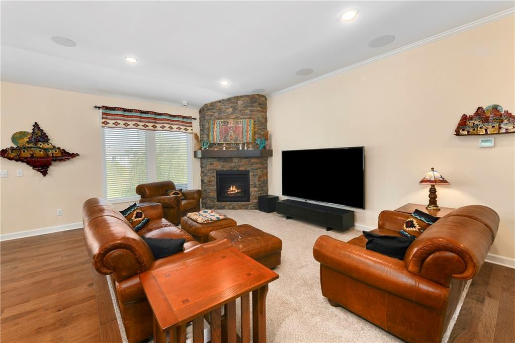 19008 189th Street Spring Hill, KS 66083 - Photo 23 of 57